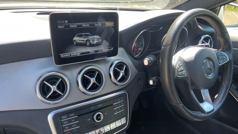 Mercedes-Benz GLA 200d 4Matic Sport 5dr Auto Diesel Hatchback